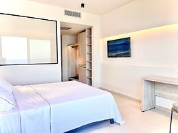 Eleia Seafront Rooms & Villas