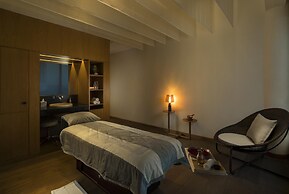 Andaz Delhi, by Hyatt