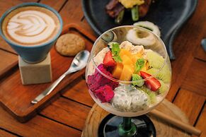 Hotel Indigo Bali Seminyak Beach by IHG