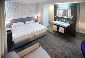 Jona Rooms Podstrana