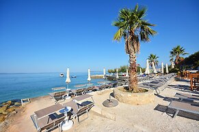Jona Rooms Podstrana