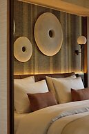 Limneon Resort & Spa