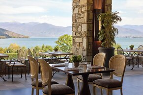 Limneon Resort & Spa