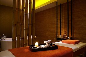 Limneon Resort & Spa