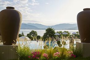 Limneon Resort & Spa
