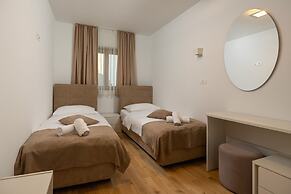 Apartments Lea