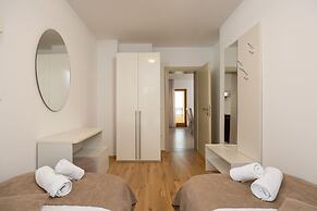 Apartments Lea
