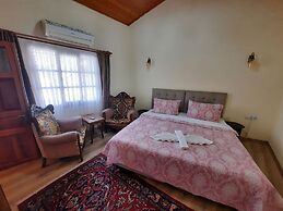 Ali Baba's House