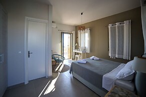 Callisto Seaside Homes & Suites
