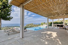Art Blue Villas