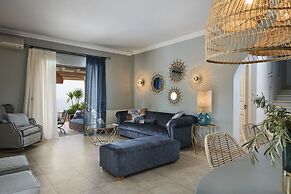 Art Blue Villas