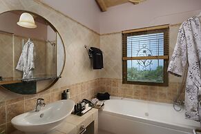 Art Blue Villas