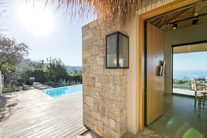 Art Blue Villas