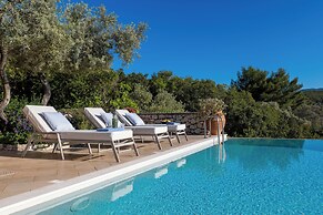 Art Blue Villas