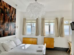The Waterfront Inn