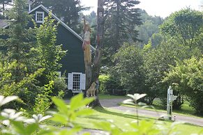 Lee Farm Inn