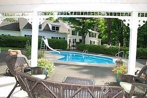 Lee Farm Inn