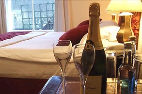 The White Hart Inn