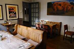 The White Hart Inn