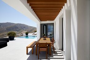 Kamini Santorini Luxury Villas
