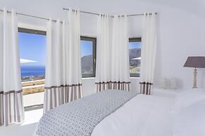 Kamini Santorini Luxury Villas
