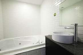 Ignis Hotel Busan Sports Complex Branch