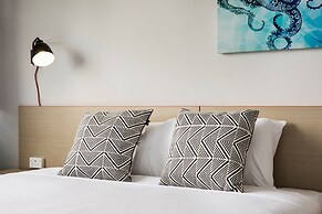 Greenacre Hotel