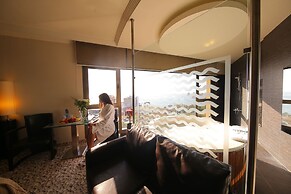 Sunrise Hotel