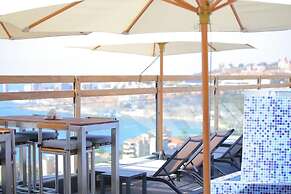 Sunrise Hotel