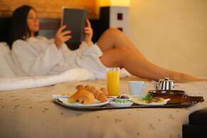 Sunrise Hotel