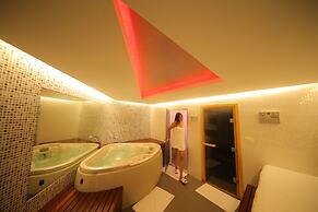 Sunrise Hotel