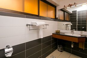 The Clarion Hotel
