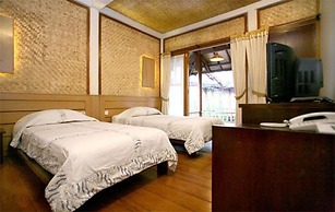 Kampung Sumber Alam Garut Powered by Archipelago