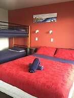 Dusky Lodge - Hostel
