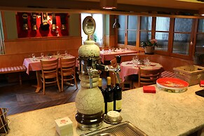 Edelweiss Lodge