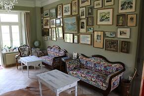 Edelweiss Lodge