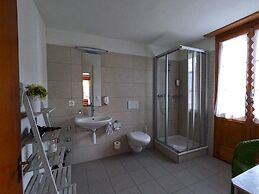 Edelweiss Lodge