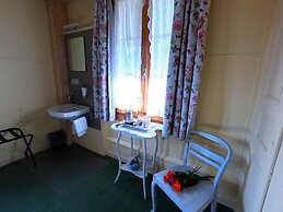 Edelweiss Lodge