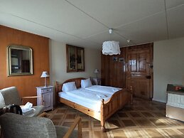Edelweiss Lodge