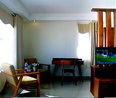 Paradise Hotel