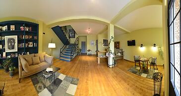 Hotel 27