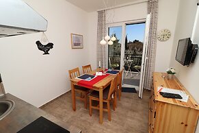 Apartments Trstenica