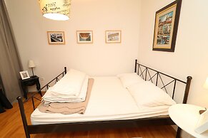Apartments Trstenica