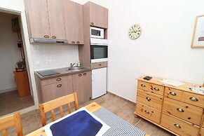 Apartments Trstenica