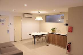 LeGallery Suites Hotel