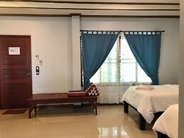 Lanta Wanida Resort