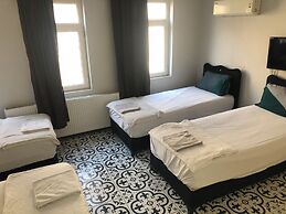 Reydel Hotel