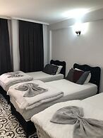 Reydel Hotel