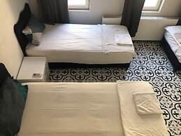 Reydel Hotel