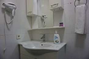 Kamondo Apartments